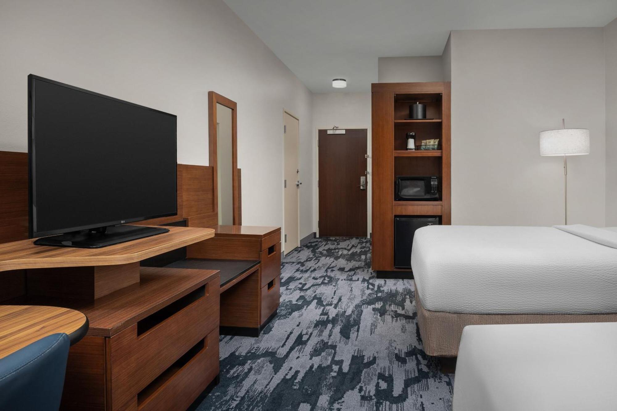 Fairfield Inn & Suites By Marriott Panama City Beach Upper Grand Lagoon Eksteriør bilde