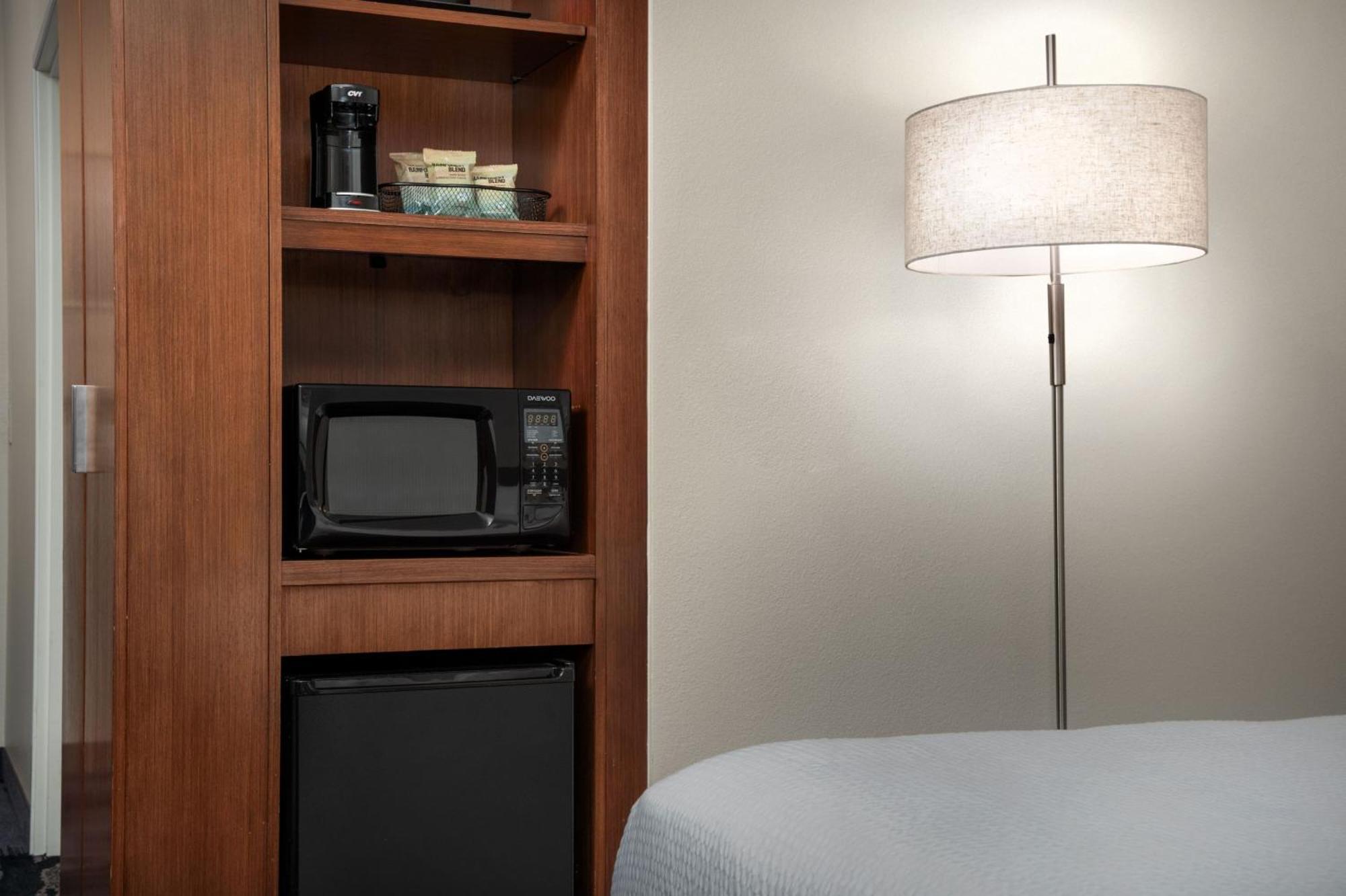 Fairfield Inn & Suites By Marriott Panama City Beach Upper Grand Lagoon Eksteriør bilde