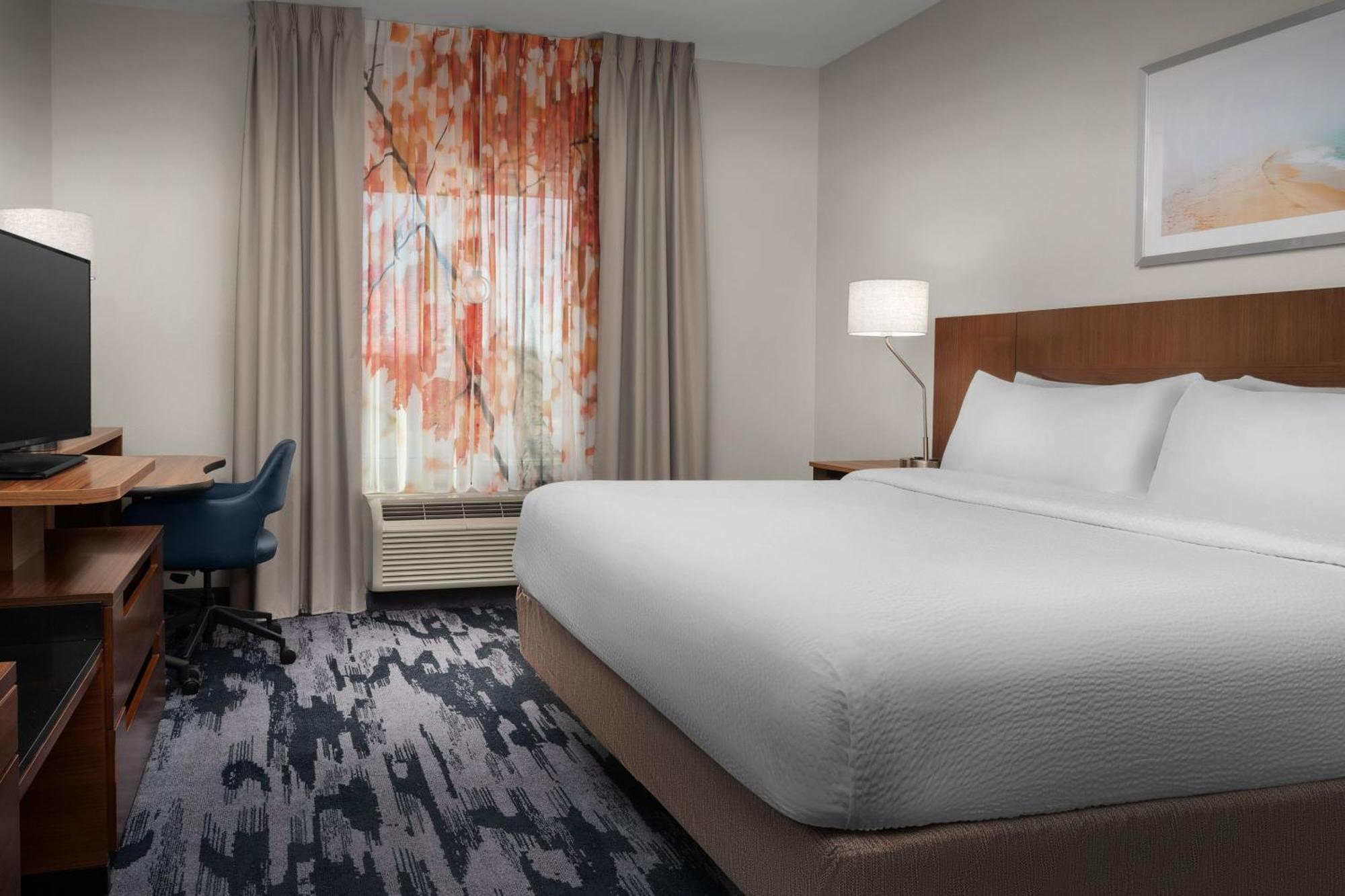 Fairfield Inn & Suites By Marriott Panama City Beach Upper Grand Lagoon Eksteriør bilde