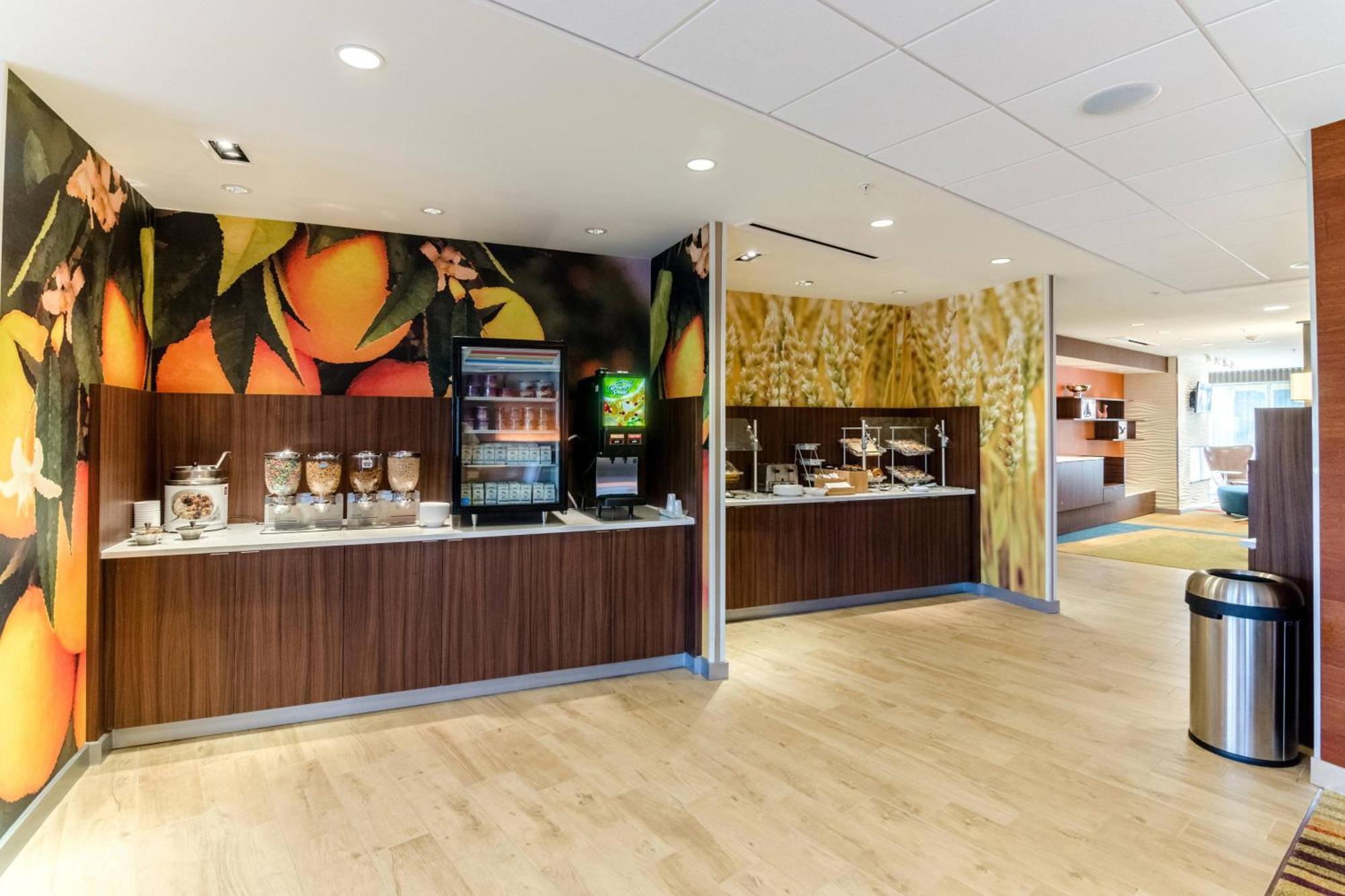Fairfield Inn & Suites By Marriott Panama City Beach Upper Grand Lagoon Eksteriør bilde