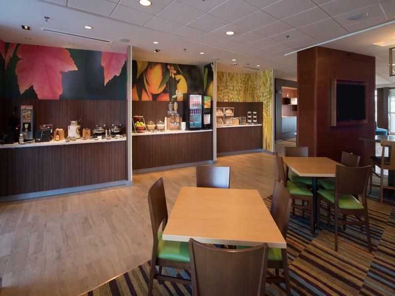 Fairfield Inn & Suites By Marriott Panama City Beach Upper Grand Lagoon Eksteriør bilde